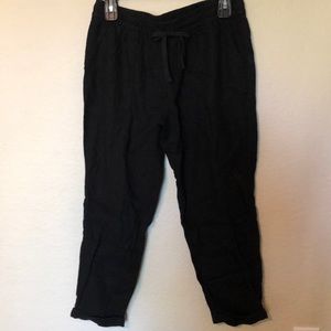 Old Navy - Black Linen Blend Capris
